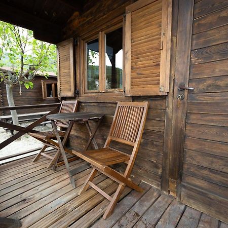 Cabanas Rurales - Las Taneas Йесте Экстерьер фото